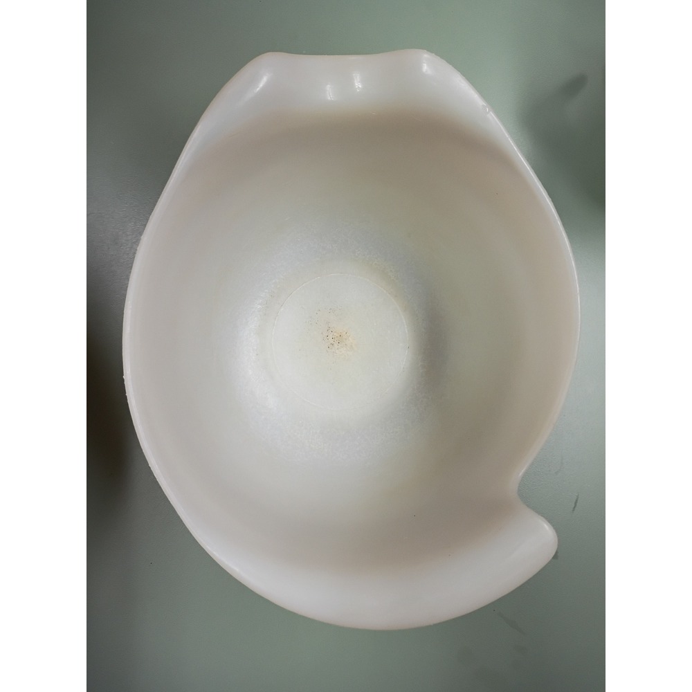 Vintage Stanley Home Products White Milk Glass Mixing Bowl Spout Handle 7.5 Inch